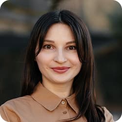 Коваль Надія — Адвокат SM Consulting